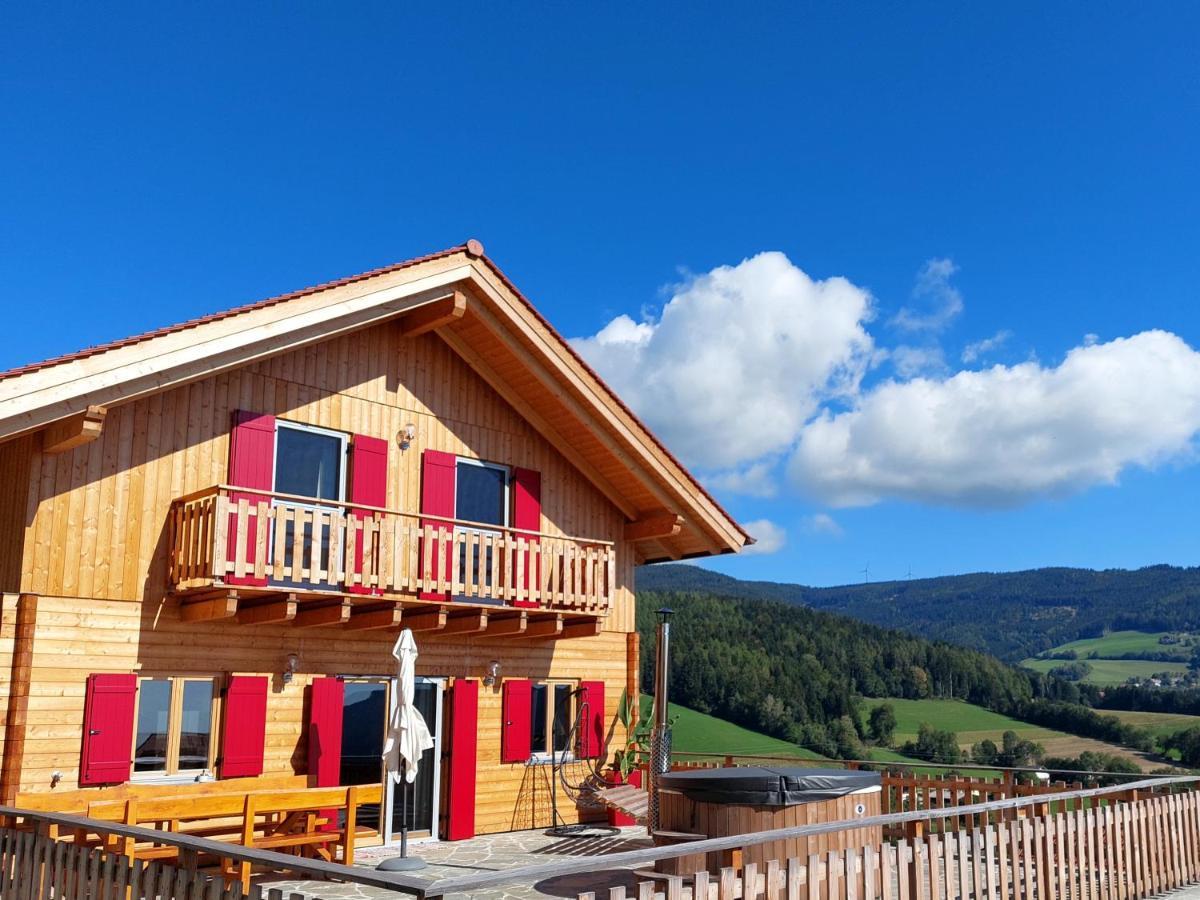 Bergchalet Am Waldrand - Pool, Sauna & Kamin Pöllauberg Exterior foto